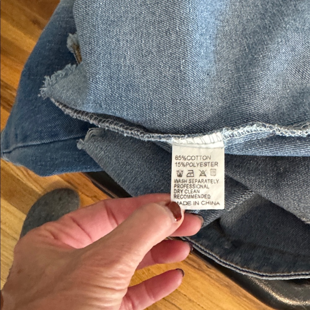 Distressed Denim Jacket / shacket. Raw edge. Perfect over dresses. Medium - Picture 14 of 14